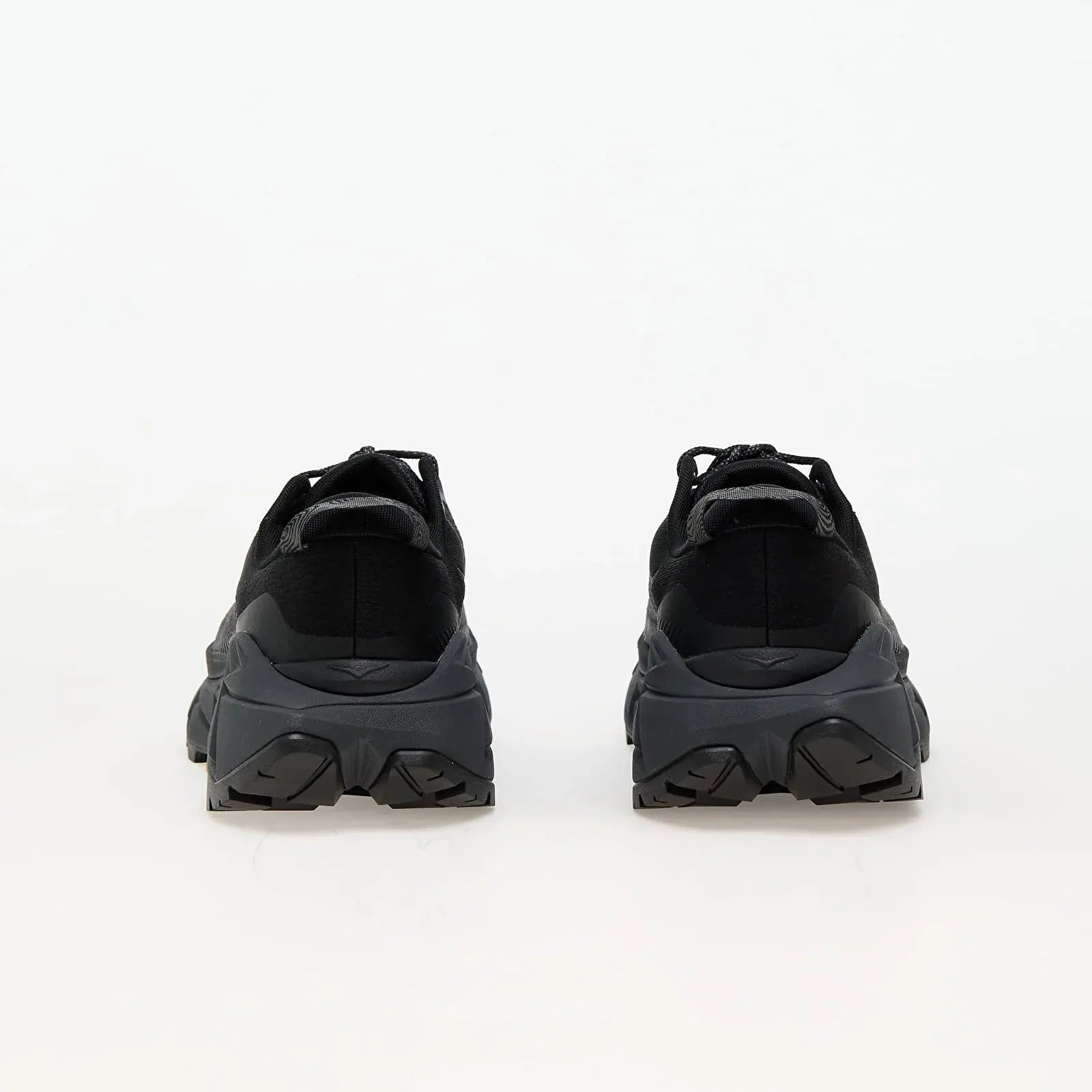 SKYLINE FLOAT X 'TRIPLE BLACK'